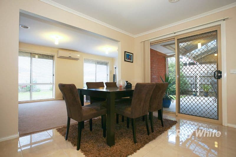 26 Miralie Way, CRANBOURNE VIC 3977, Cranbourne West - Thumbnail 8