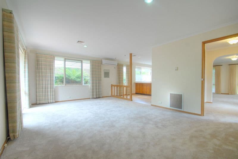 10 Wondalea Crescent, WANTIRNA VIC 3152, Wantirna - Thumbnail 7