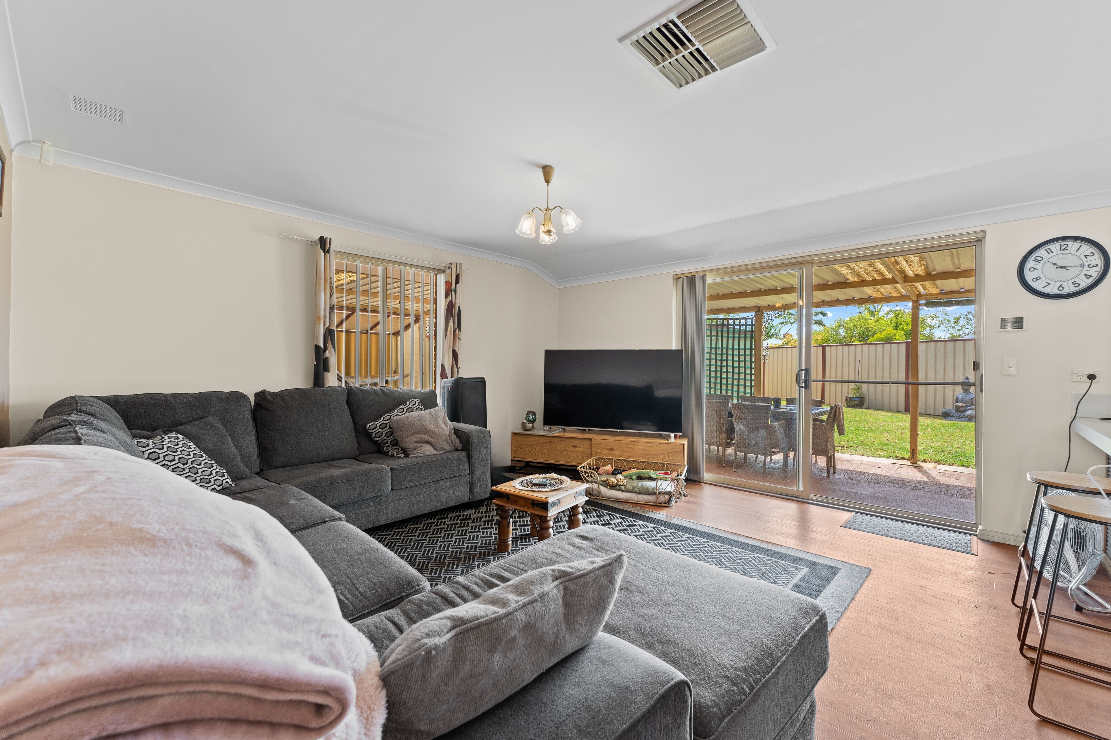 4b Deanna Court, Cooloongup WA 6168, Cooloongup - Thumbnail 7