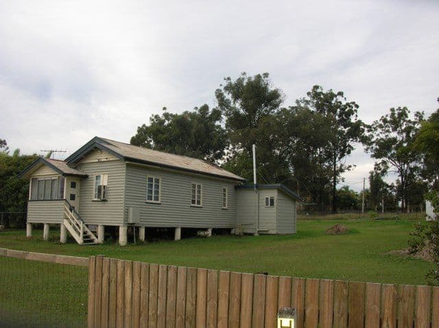 682  Kingston Road, LOGANLEA QLD 4131, Loganlea - Thumbnail 5