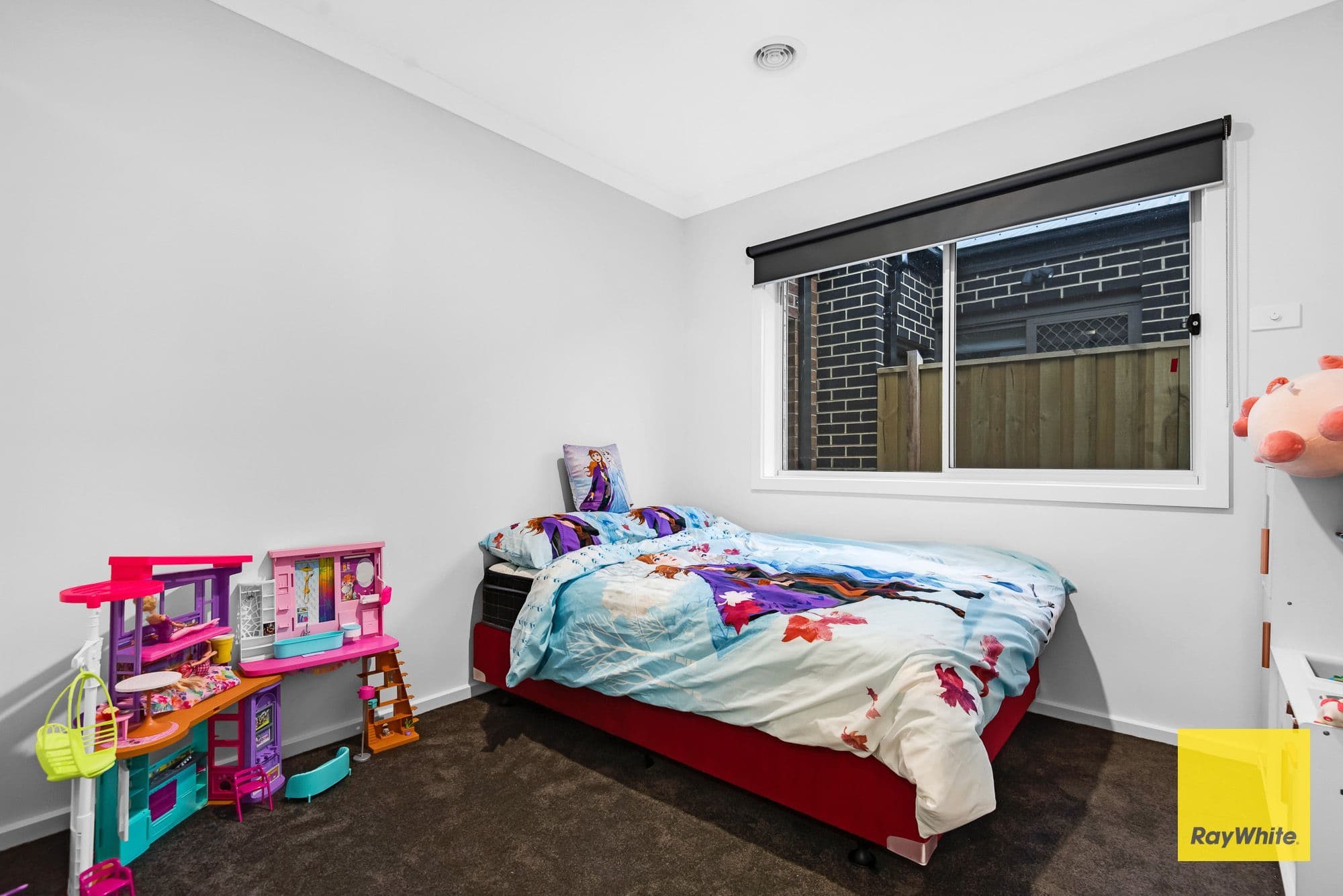 31 Alderley Crescent, DEANSIDE VIC 3336, Deanside - Thumbnail 4