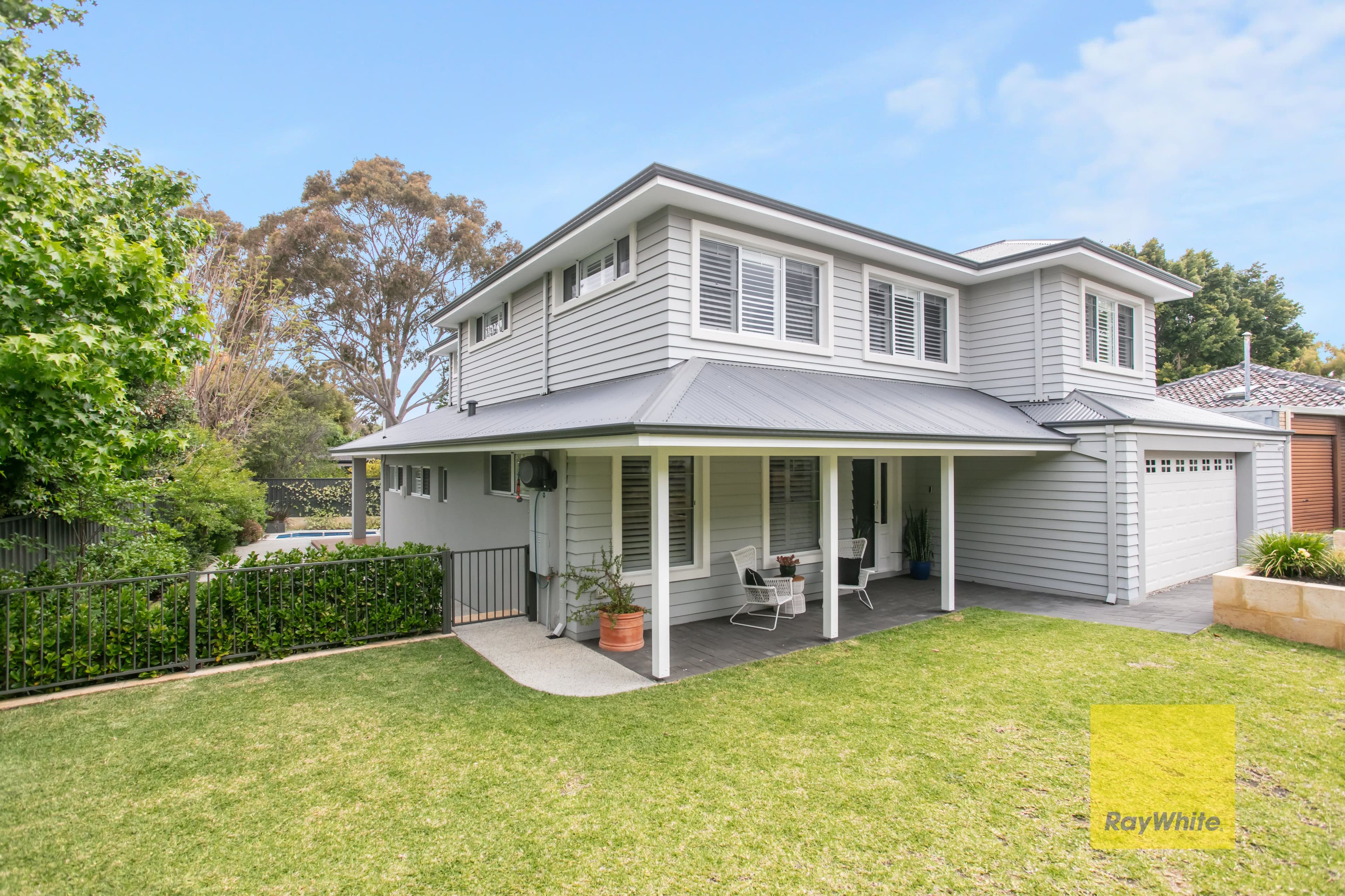 21 Coronation Street, Doubleview WA 6018, Doubleview - Thumbnail 2