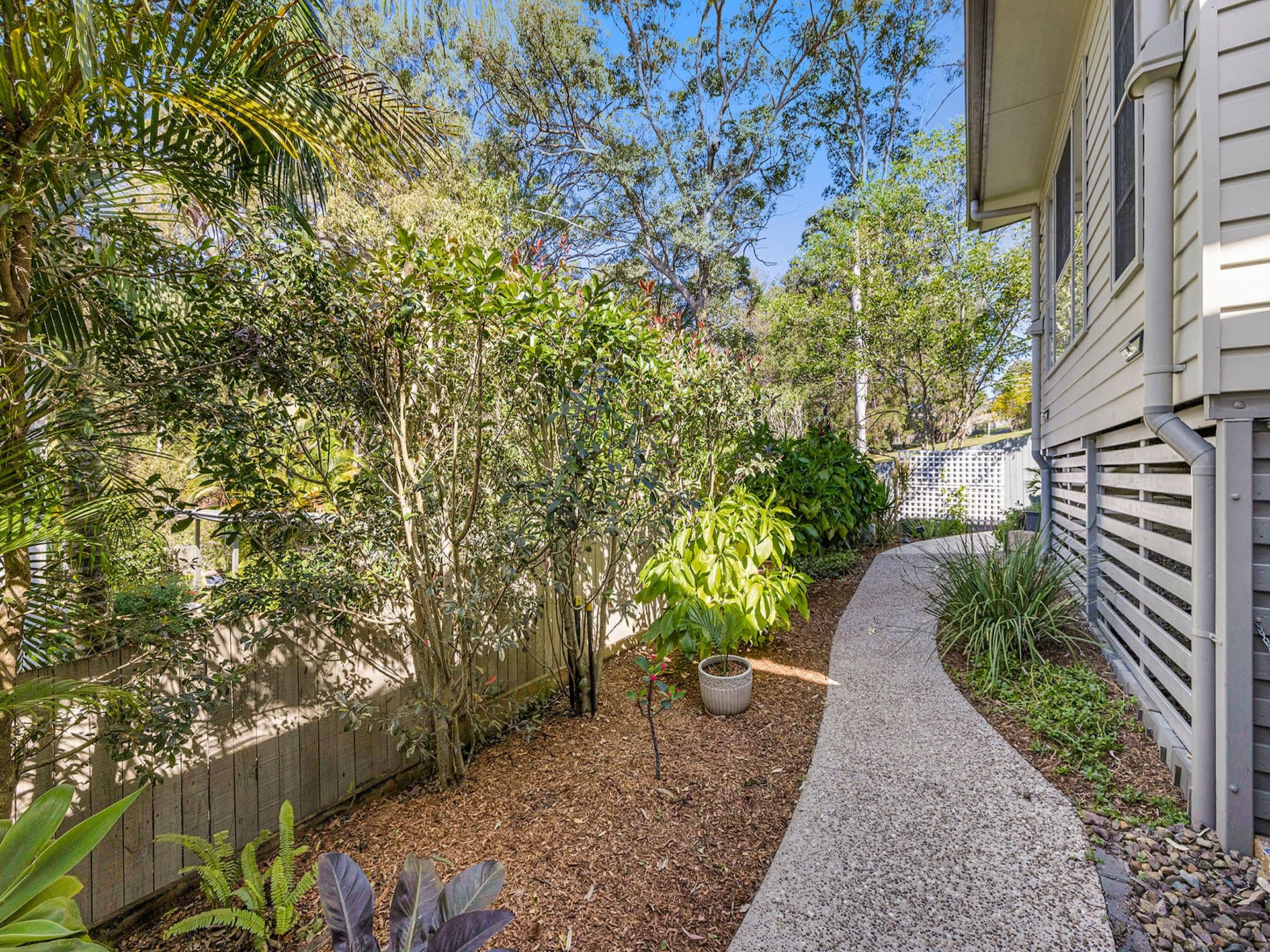 6 Greensboro Place, Little Mountain QLD 4551, Little Mountain - Thumbnail 7