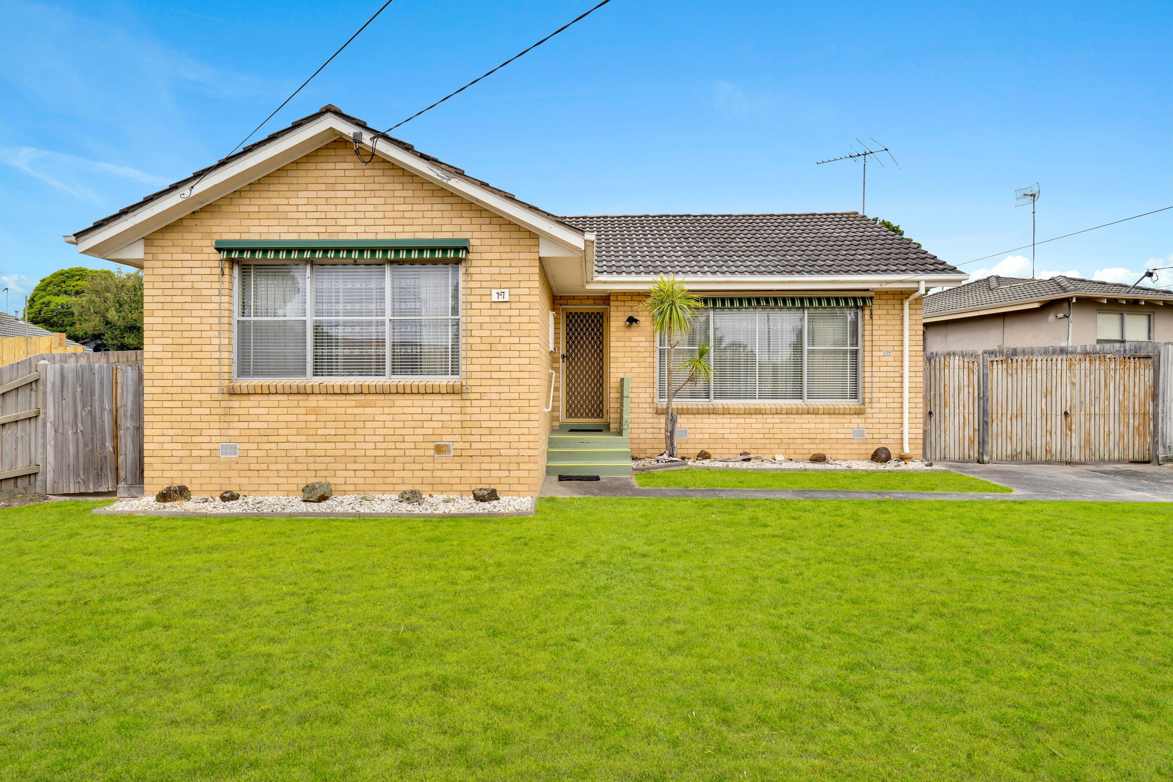 17 Nodding Avenue, Frankston North VIC 3200, Frankston North - Image 1