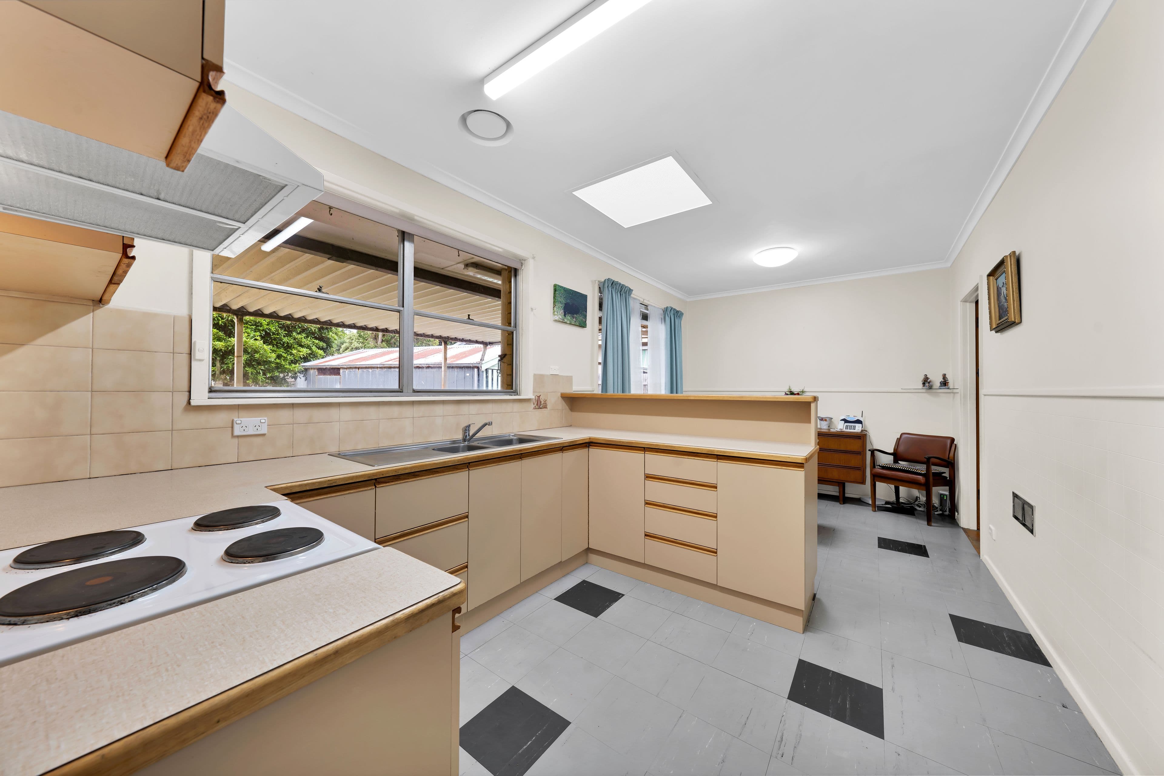 17 Nodding Avenue, Frankston North VIC 3200, Frankston North - Thumbnail 4