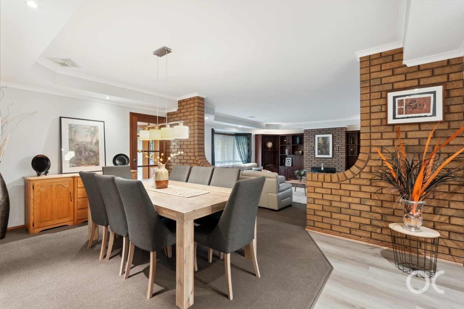 2 Harbury Court, Onkaparinga Hills - Thumbnail 2