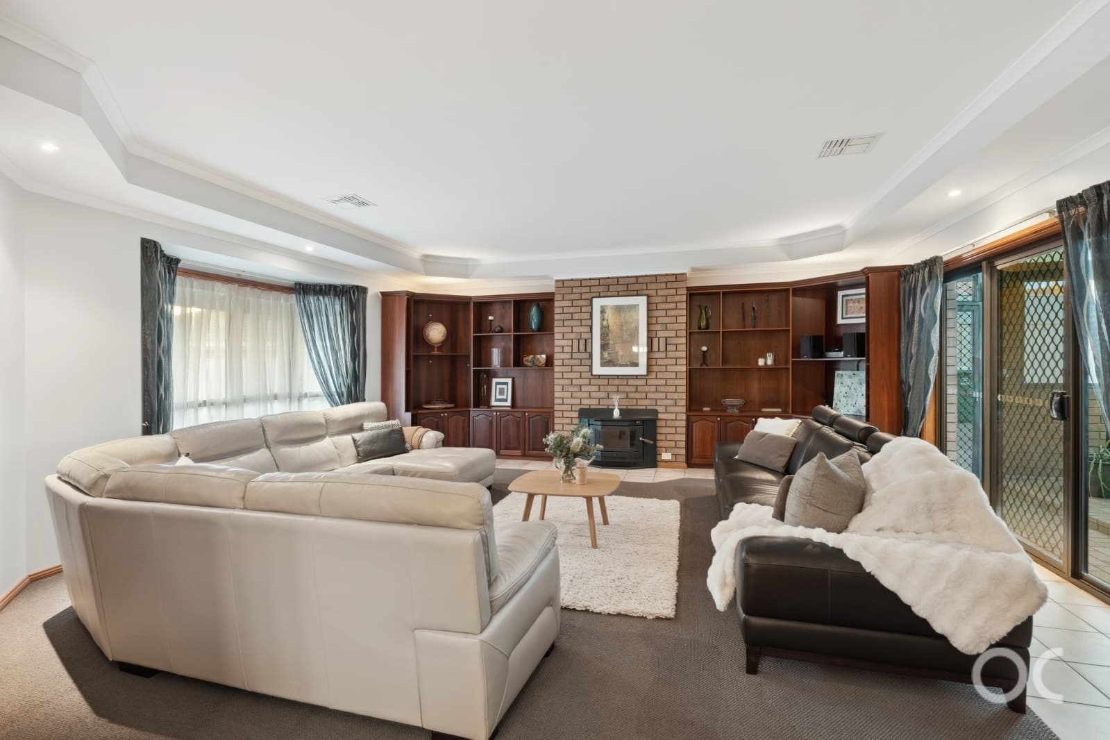 2 Harbury Court, Onkaparinga Hills - Thumbnail 6