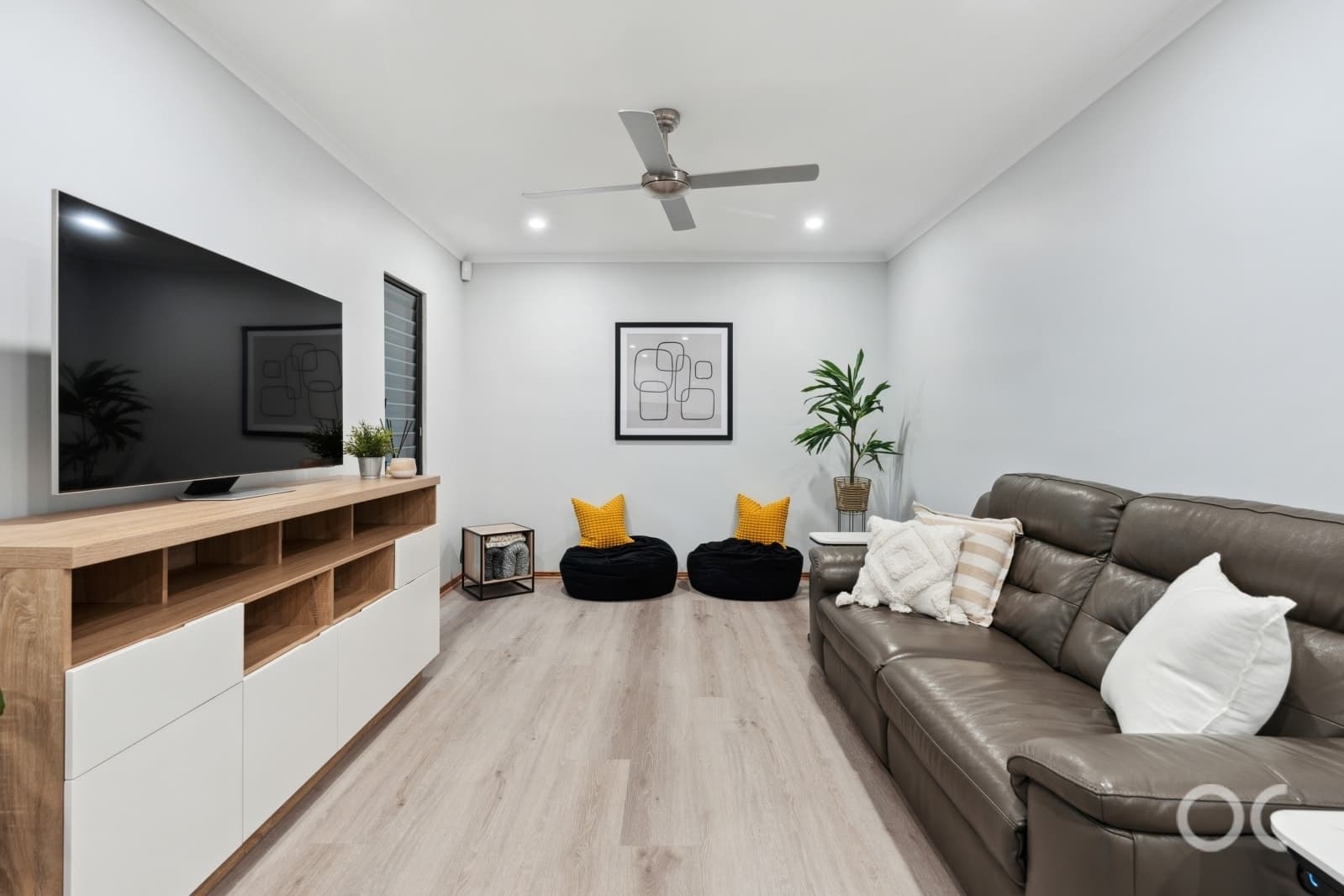 2 Harbury Court, Onkaparinga Hills - Thumbnail 8