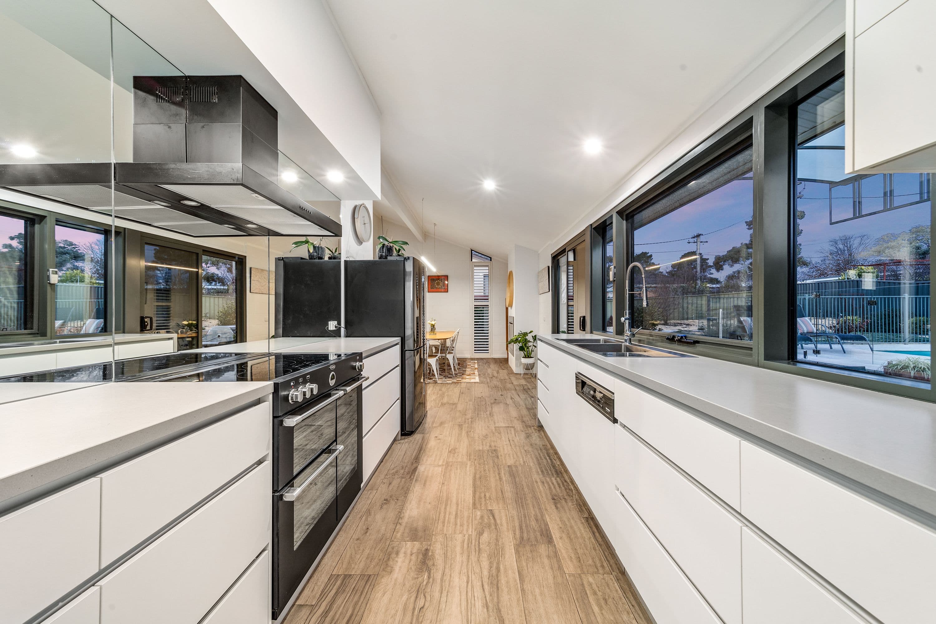 2 Bambridge Street, Weetangera ACT 2614, Weetangera - Thumbnail 3