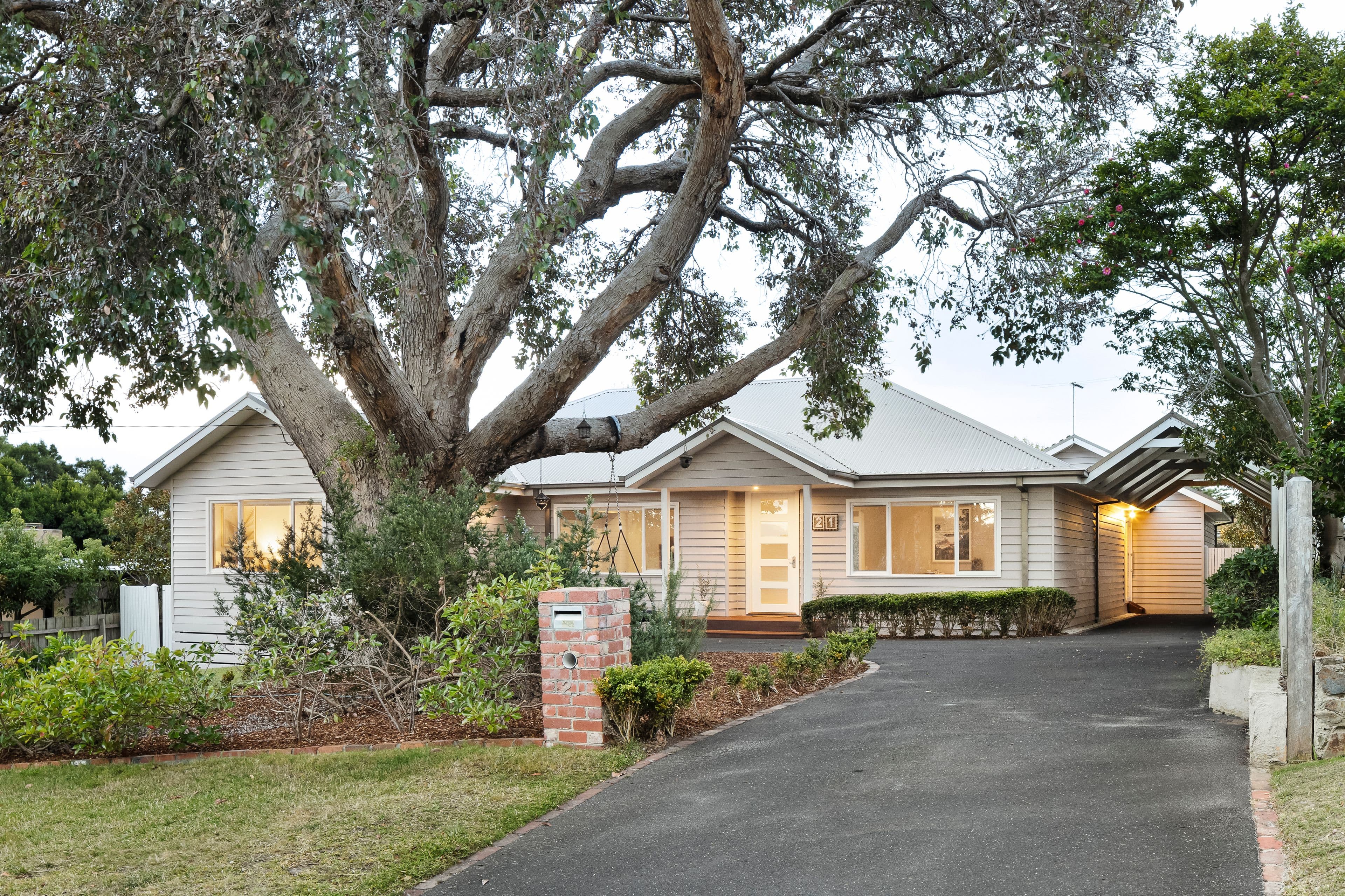 21 Thames Street, Frankston South VIC 3199, Frankston South - Thumbnail 2