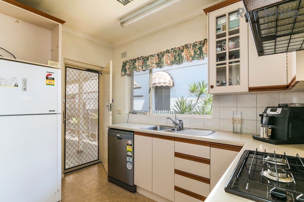 66 Melville Street, South Plympton SA 5038, South Plympton - Thumbnail 5