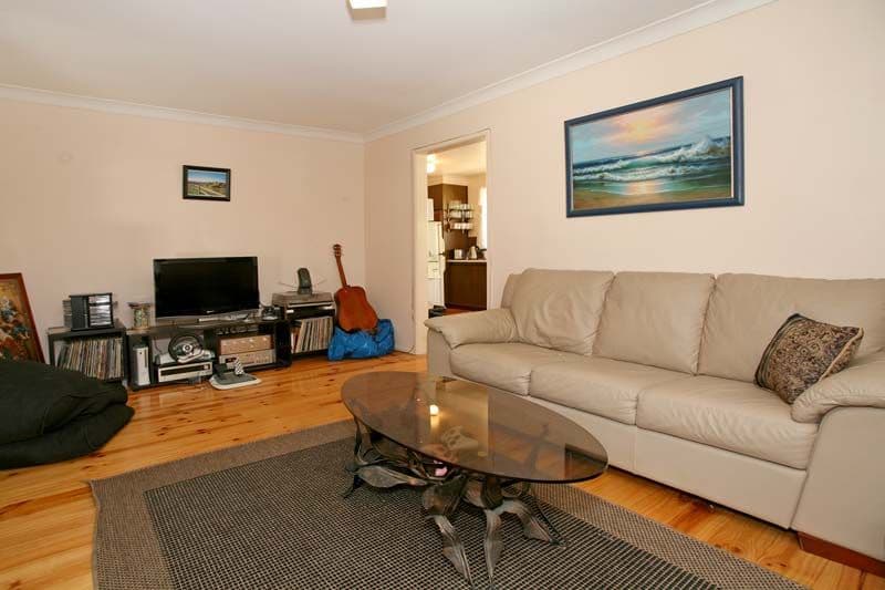 15 Ashby Drive, DANDENONG NORTH VIC 3175, Dandenong North - Thumbnail 4