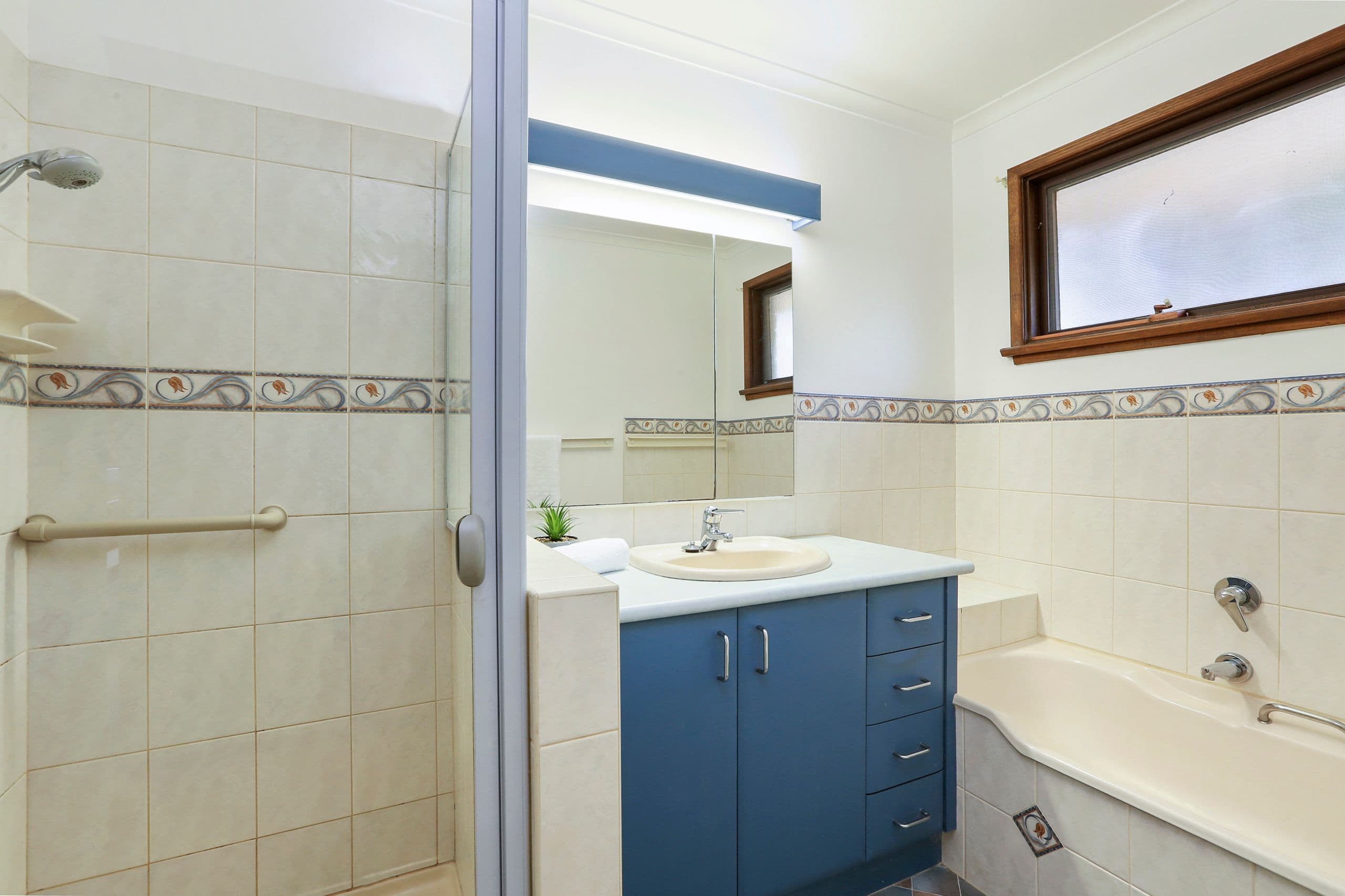 2 Mont D'or Parade, Highton VIC 3216, Highton - Thumbnail 8