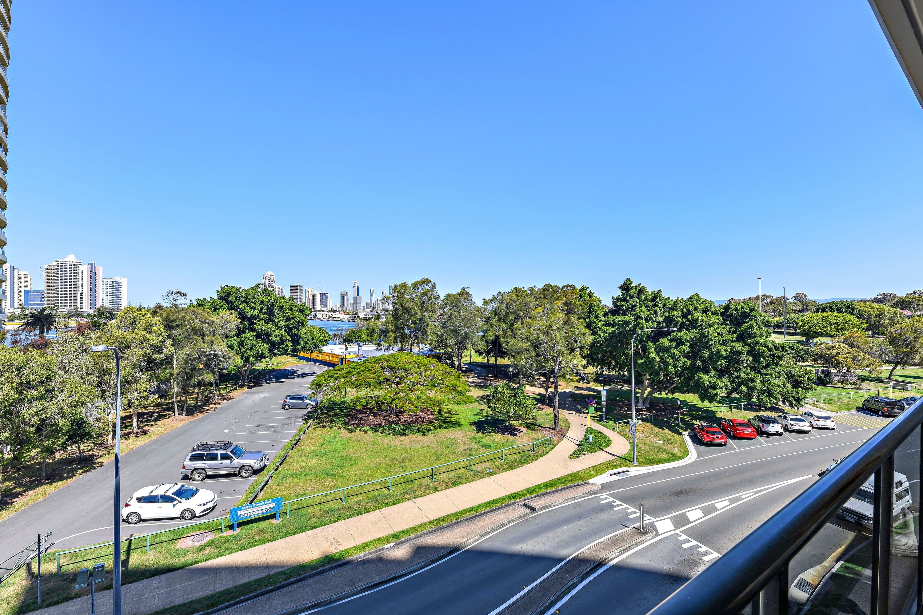 2 Aqua Street, Southport QLD 4215, Southport - Thumbnail 8