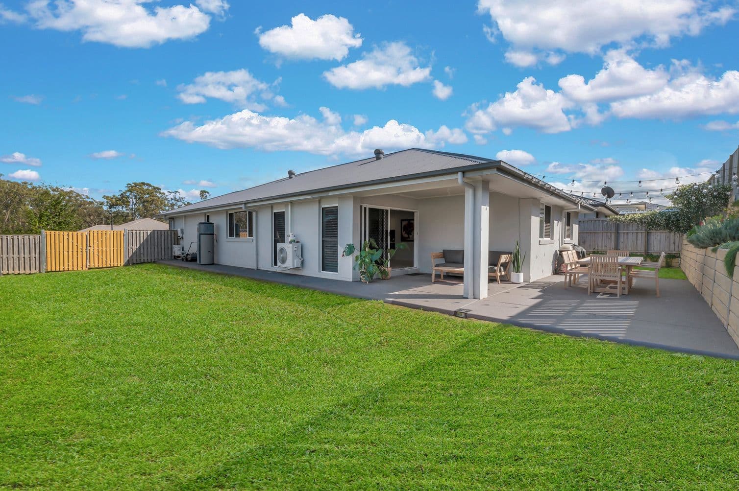 11 Harding Street, Pimpama QLD 4209, Pimpama - Thumbnail 2