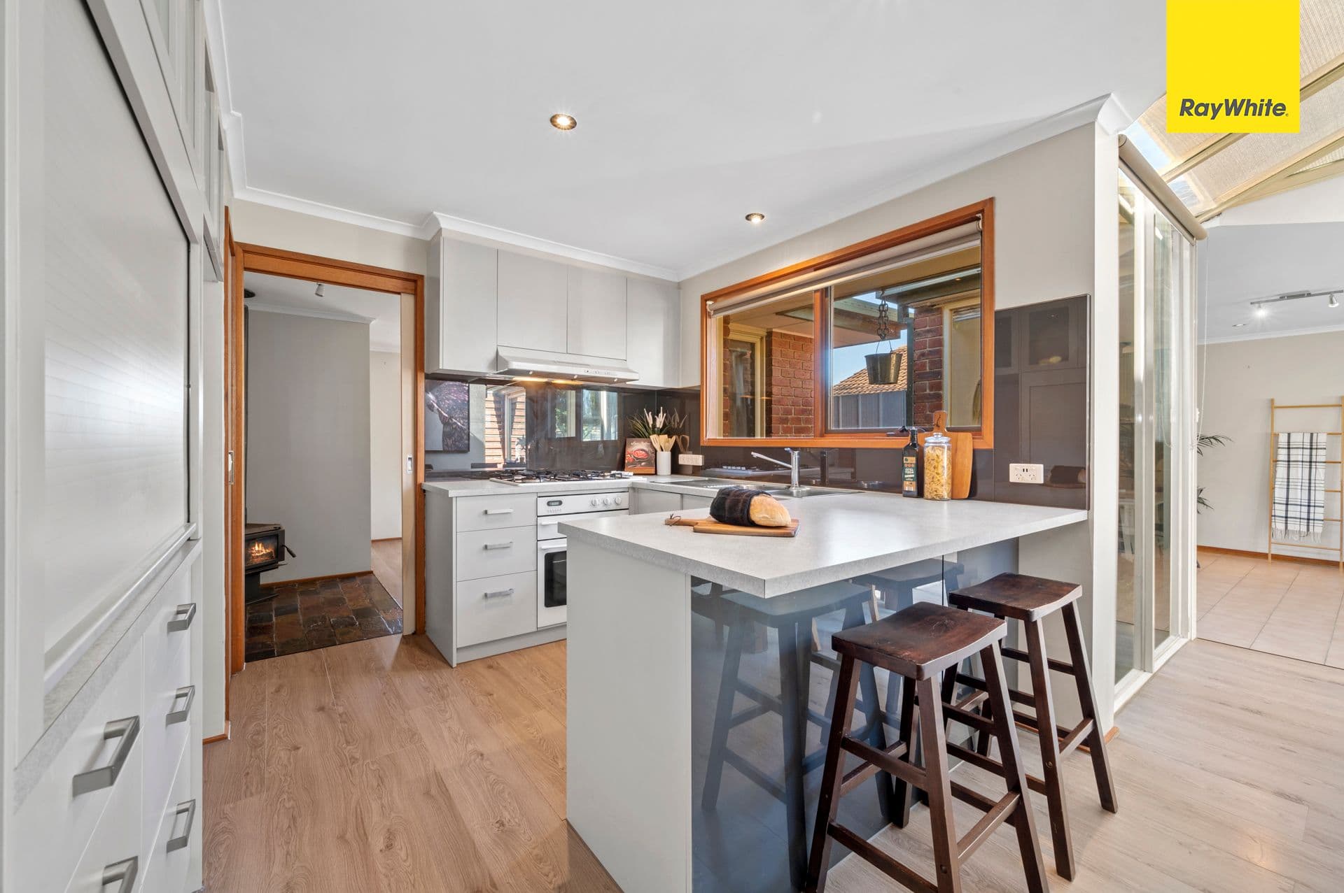9 Walton Street, Melton South VIC 3338, Melton South - Thumbnail 8
