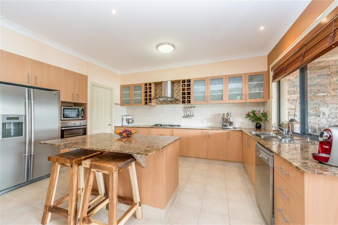 31 Lee-Anne Crescent, HELENSVALE QLD 4212, Helensvale - Thumbnail 7
