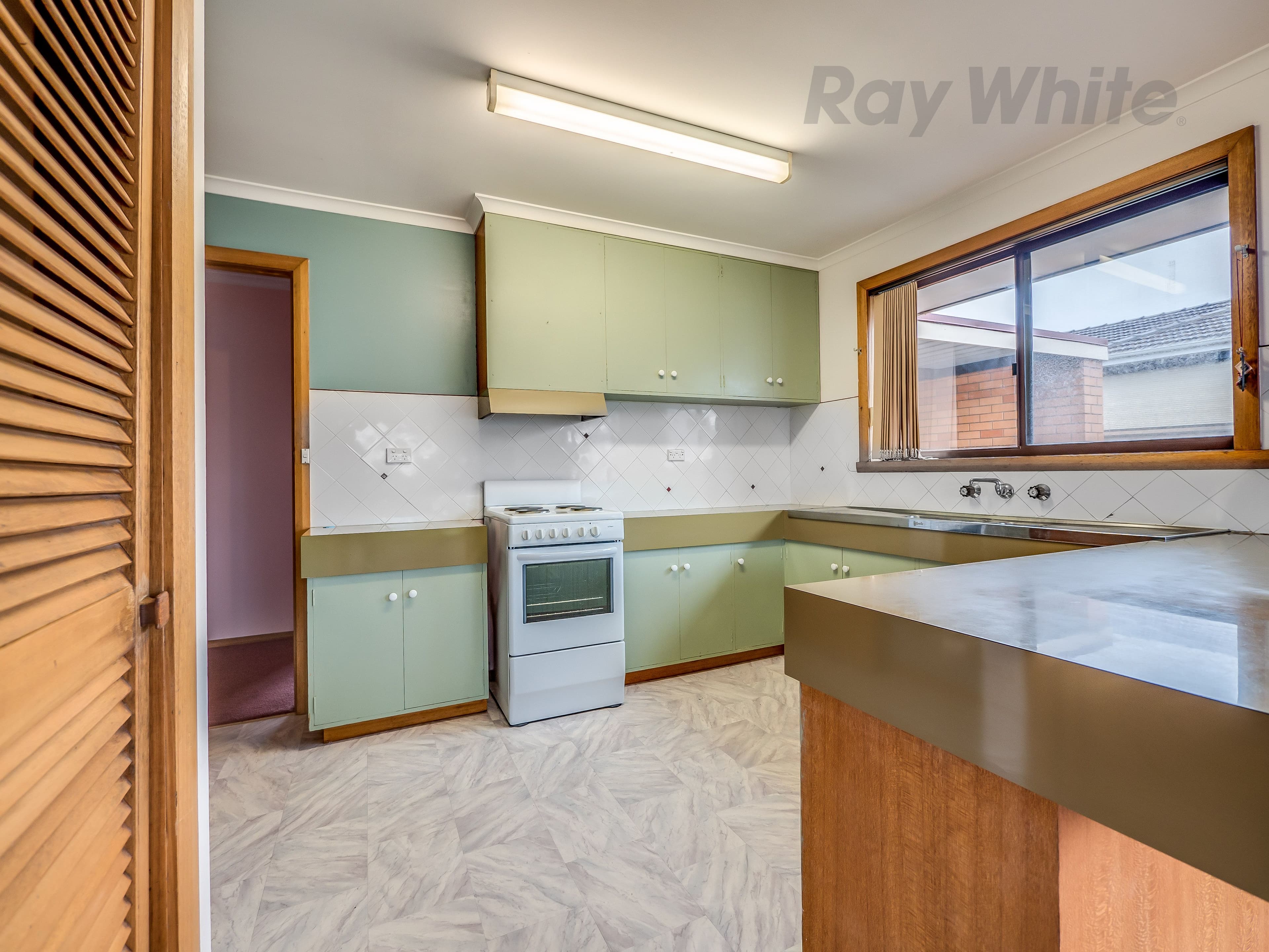 3 Shoreline Drive, Howrah TAS 7018, Howrah - Thumbnail 2