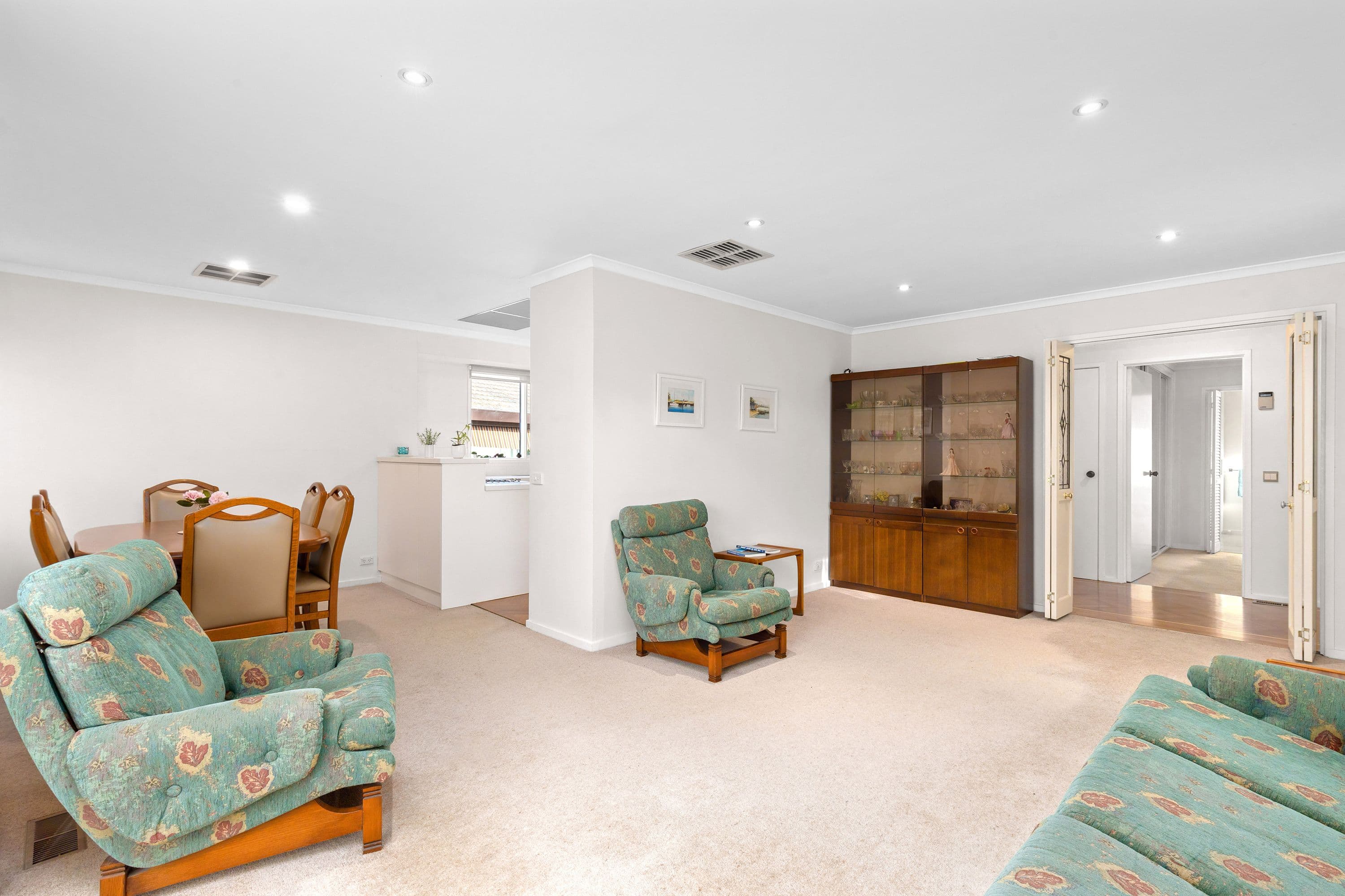 6 Gorrie Court, Wantirna South VIC 3152, Wantirna South - Thumbnail 3