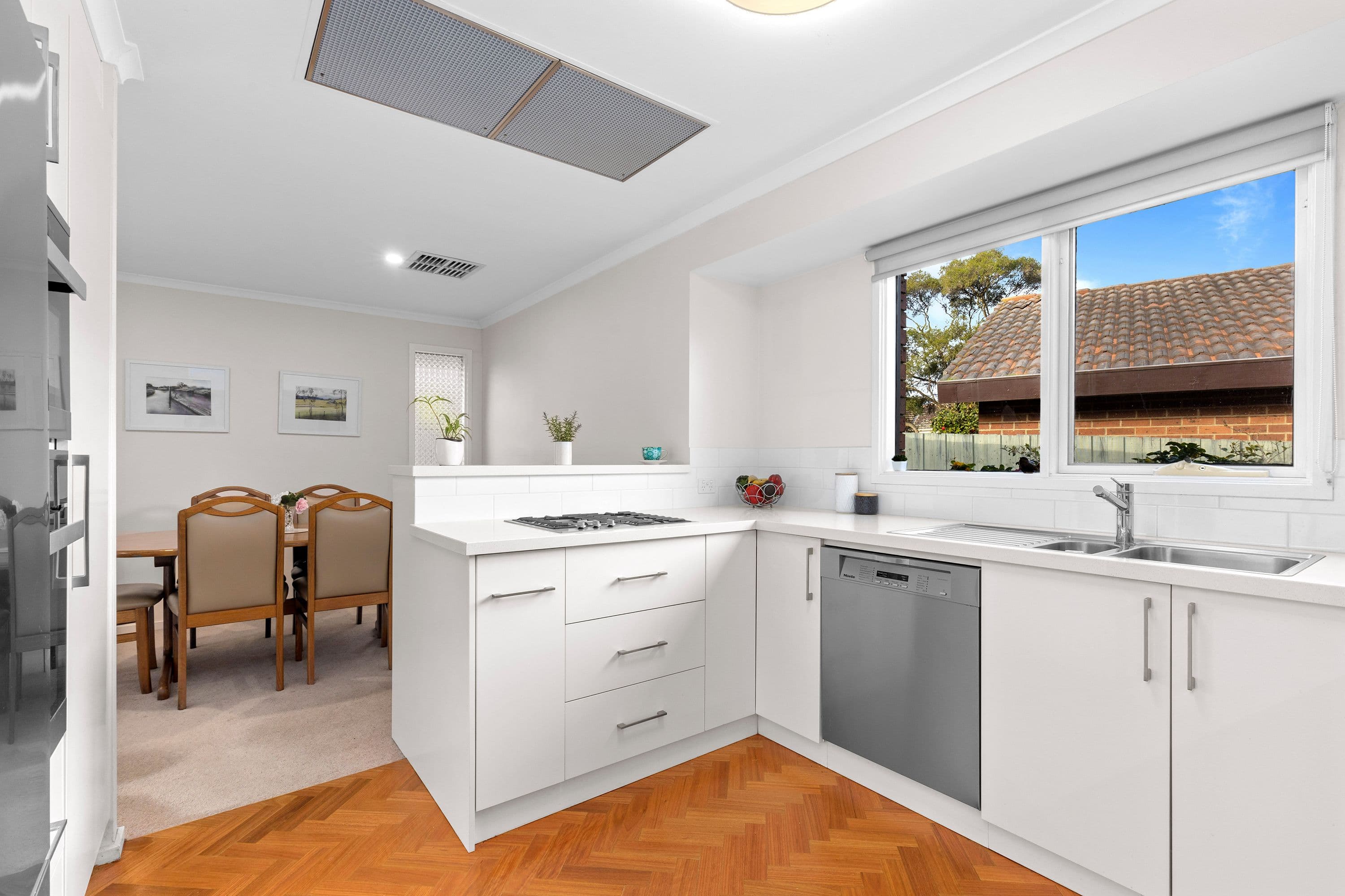 6 Gorrie Court, Wantirna South VIC 3152, Wantirna South - Thumbnail 4