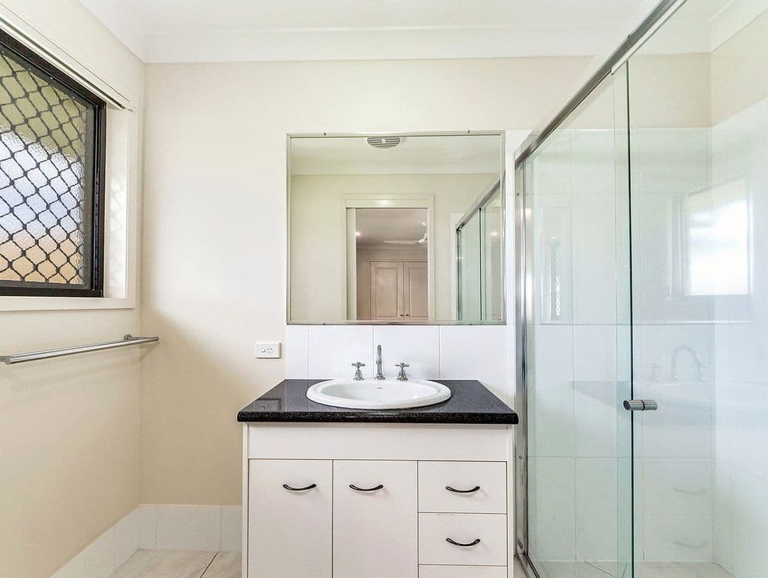 6 Lee Court, Rothwell QLD 4022, Rothwell - Thumbnail 8