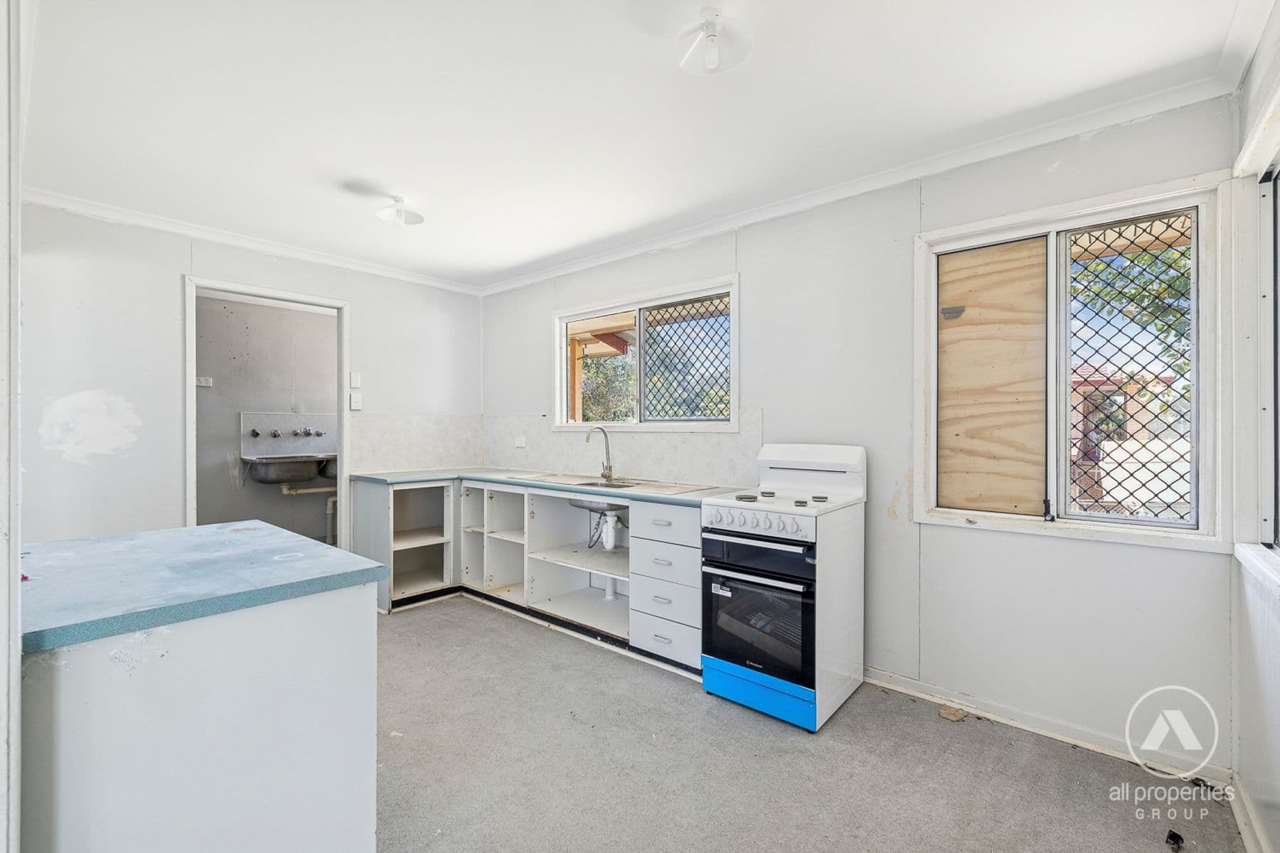 12 Attunga Street, Kingston QLD 4114, Kingston - Thumbnail 4