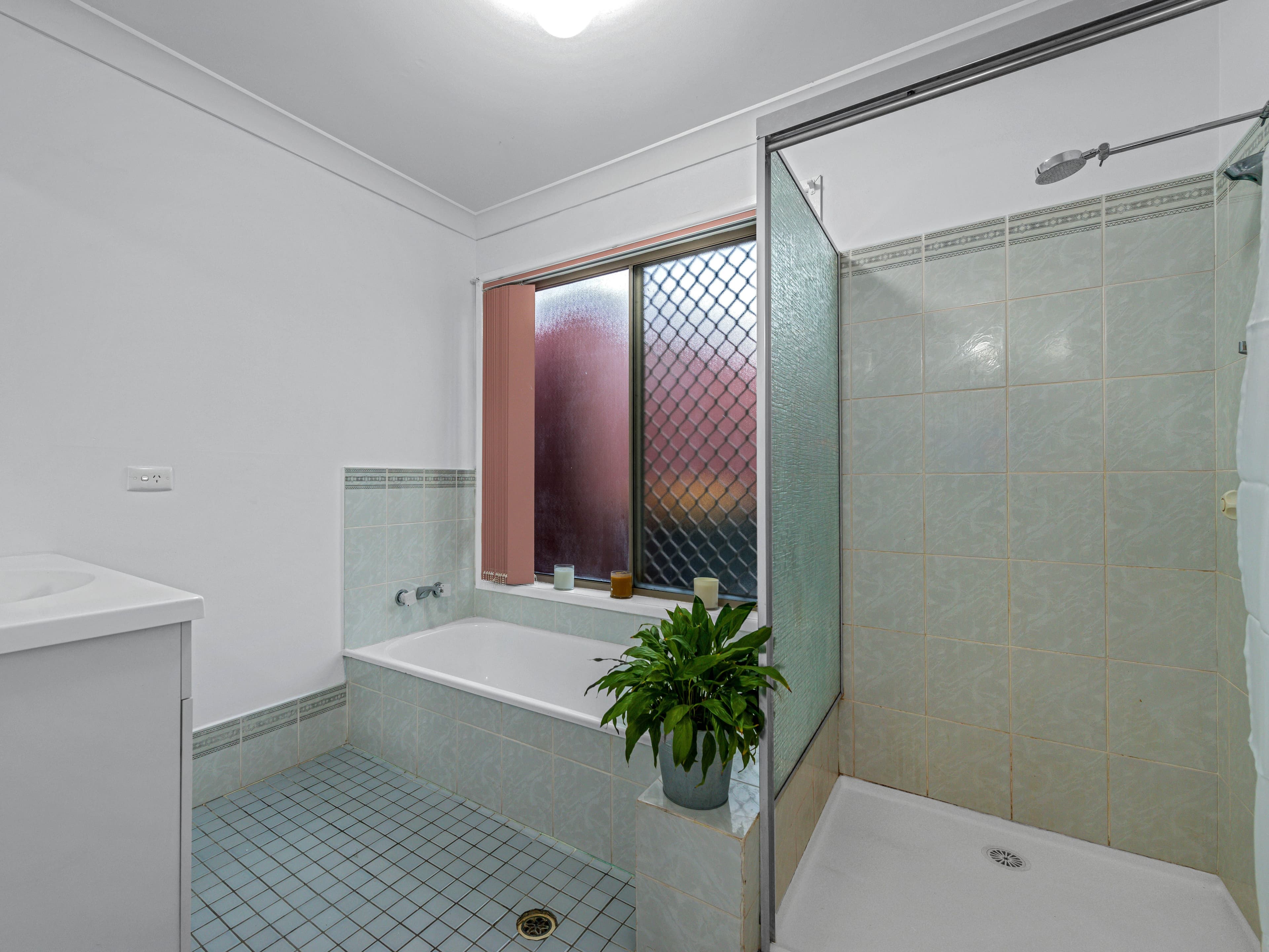 6 Ripon Street, Coorparoo QLD 4151, Coorparoo - Thumbnail 8