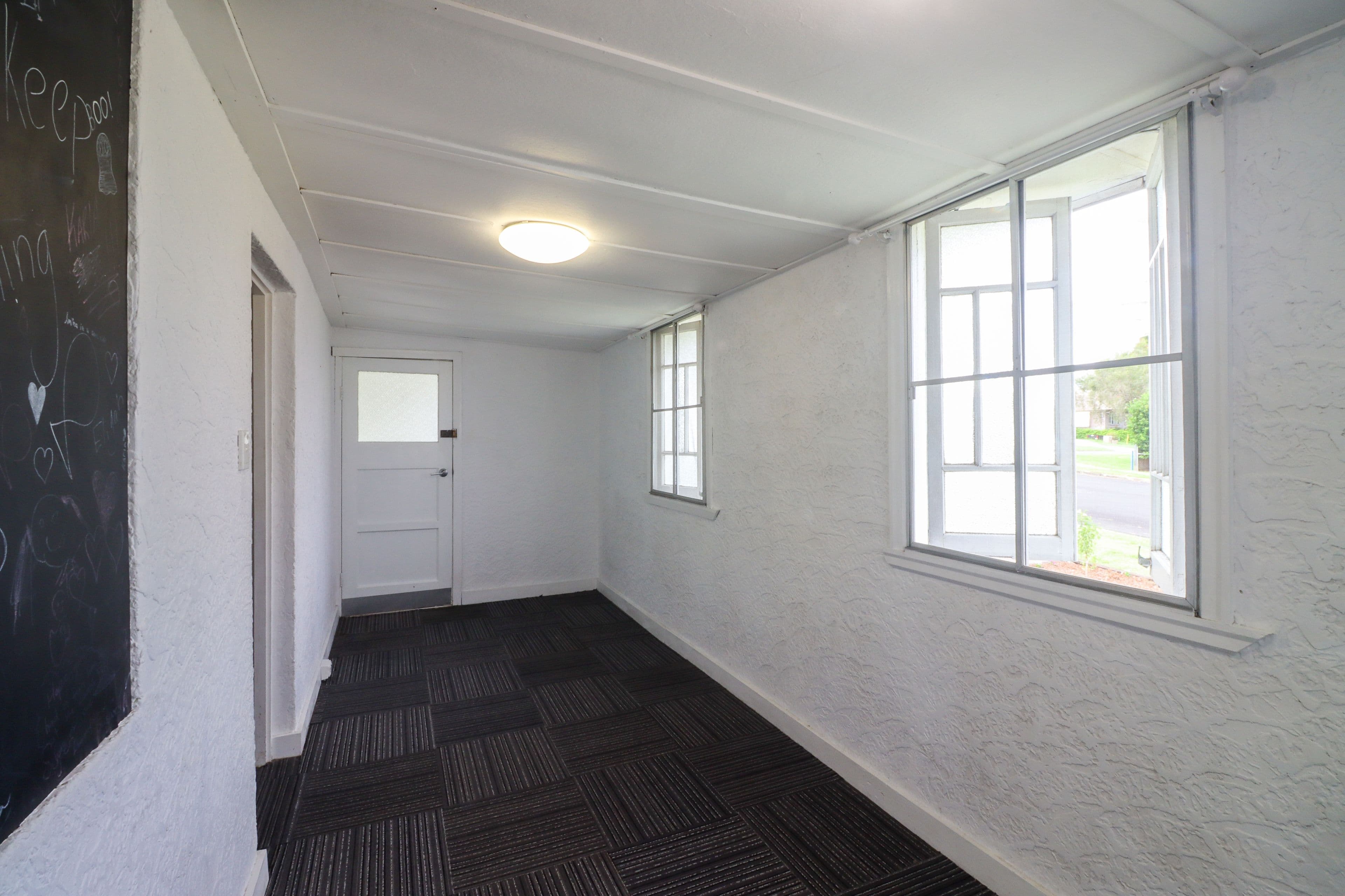 16 Chermside Road, Eastern Heights QLD 4305, Eastern Heights - Thumbnail 6