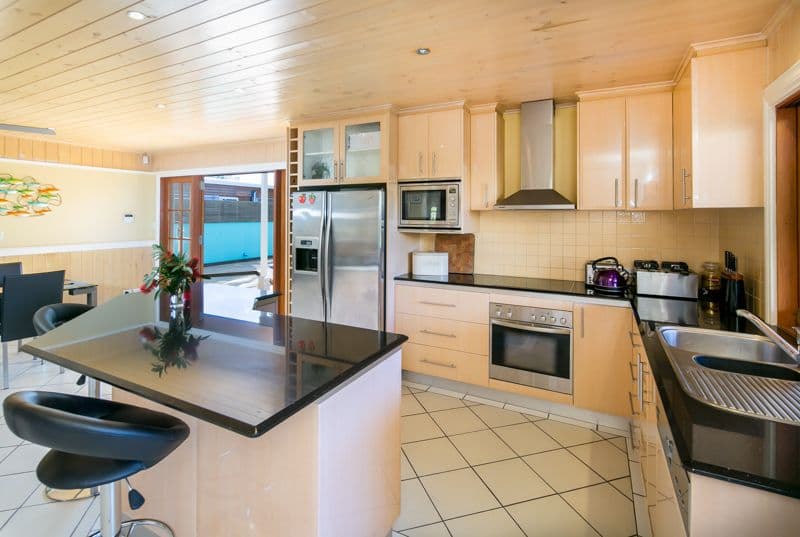 3 Amaroo Street, BIGGERA WATERS QLD 4216, Biggera Waters - Thumbnail 4