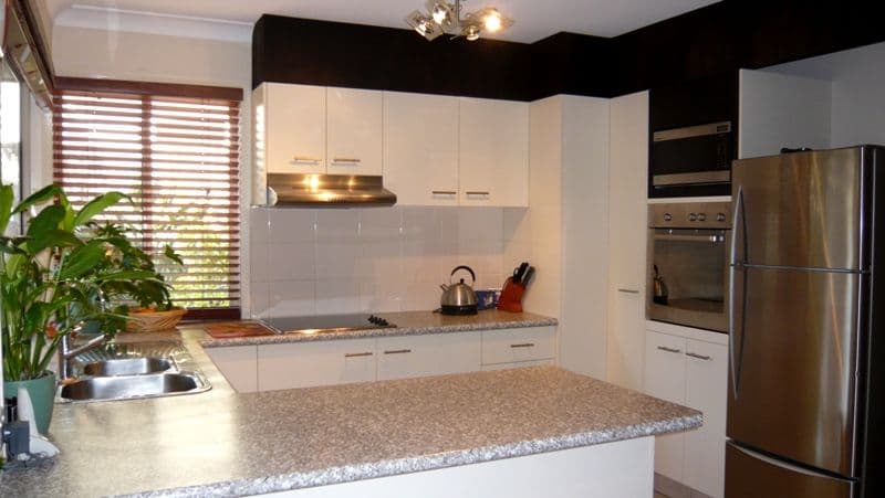 42 Marble Arch Place, ARUNDEL QLD 4214, Arundel - Thumbnail 3