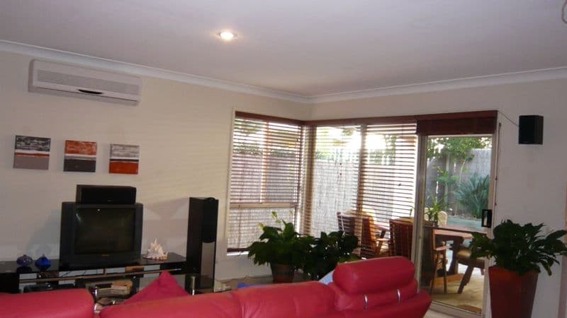 42 Marble Arch Place, ARUNDEL QLD 4214, Arundel - Thumbnail 7
