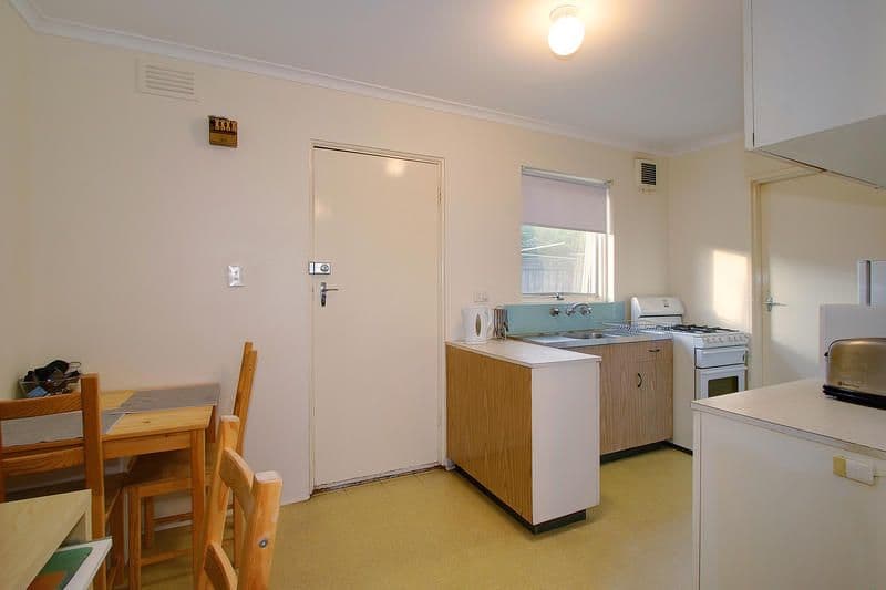 5 Brindisi Street, MENTONE VIC 3194, Mentone - Thumbnail 2