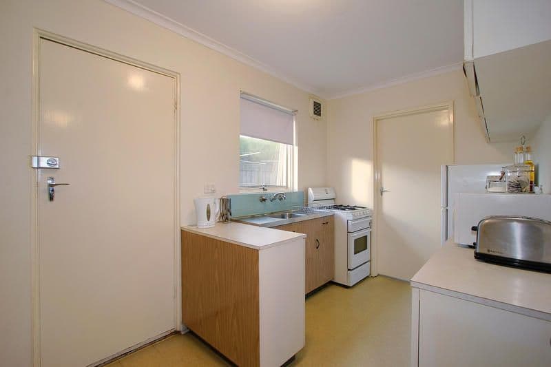 5 Brindisi Street, MENTONE VIC 3194, Mentone - Thumbnail 3