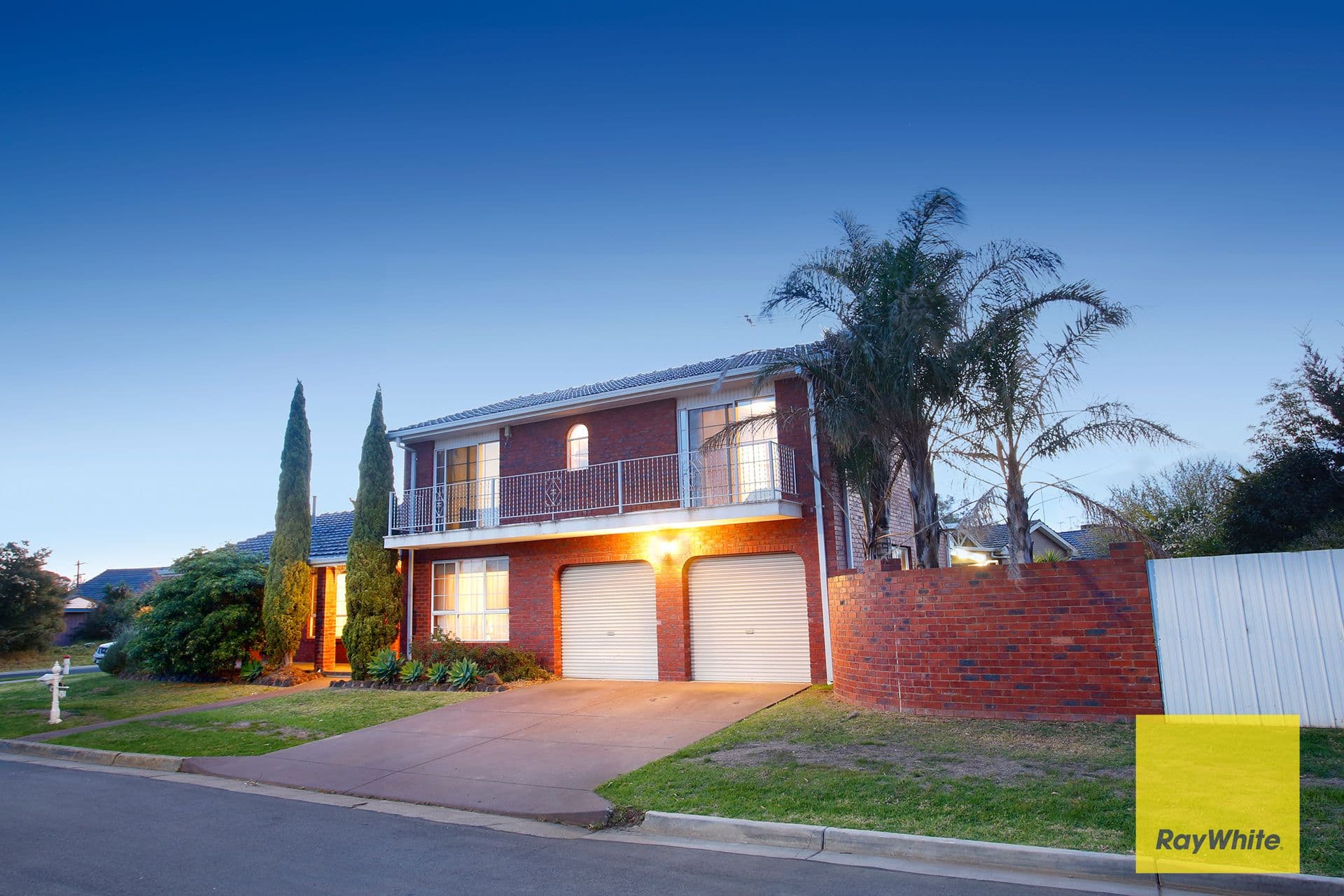 6 Doynton Parade, Hoppers Crossing VIC 3029, Hoppers Crossing - Thumbnail 2