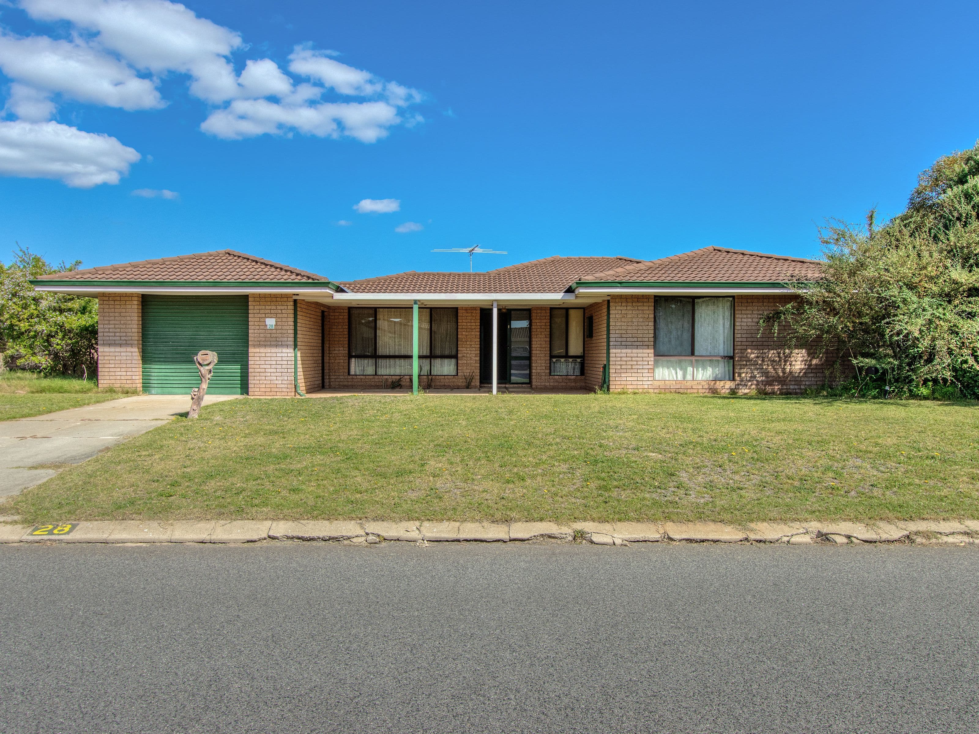 28 Cutter Road, Waikiki WA 6169, Waikiki - Image 1