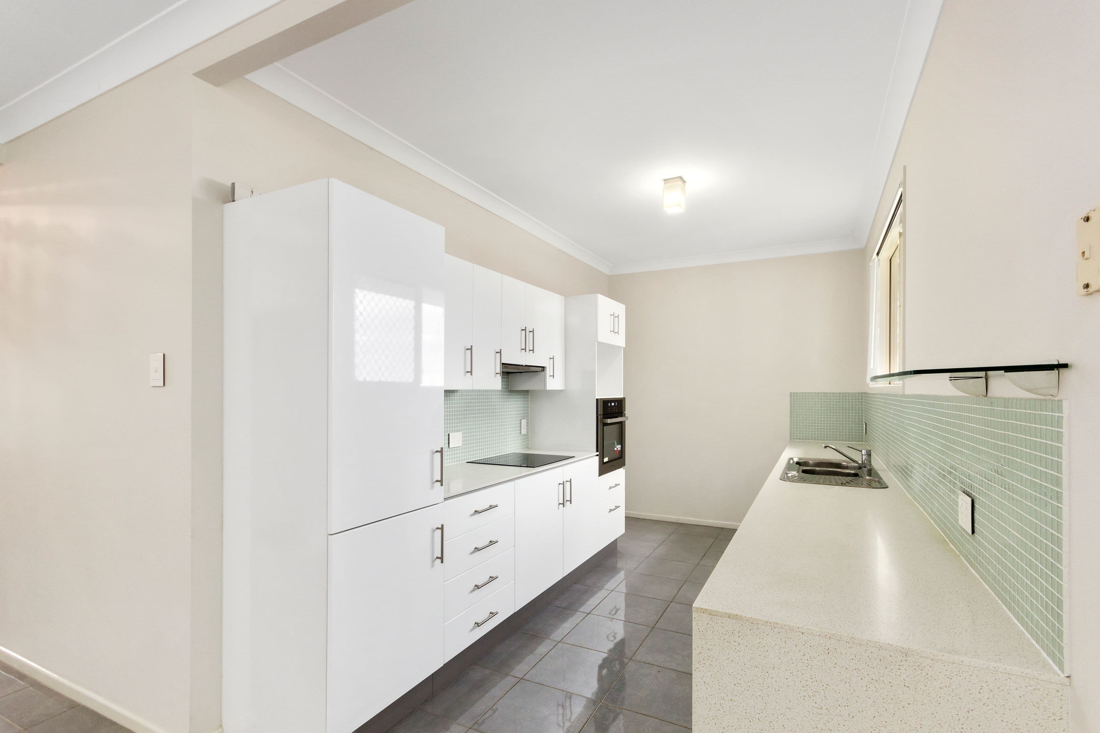 43 Tulip Street, Yamanto QLD 4305, Yamanto - Thumbnail 2