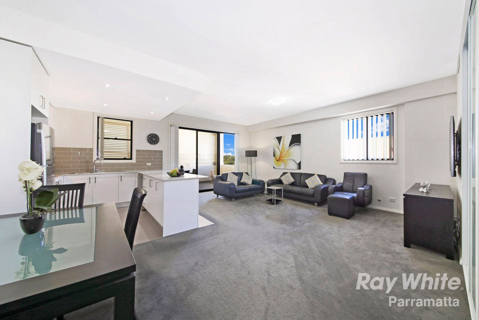 21 Hillview Place, Bowen QLD 4805, Bowen - Thumbnail 2