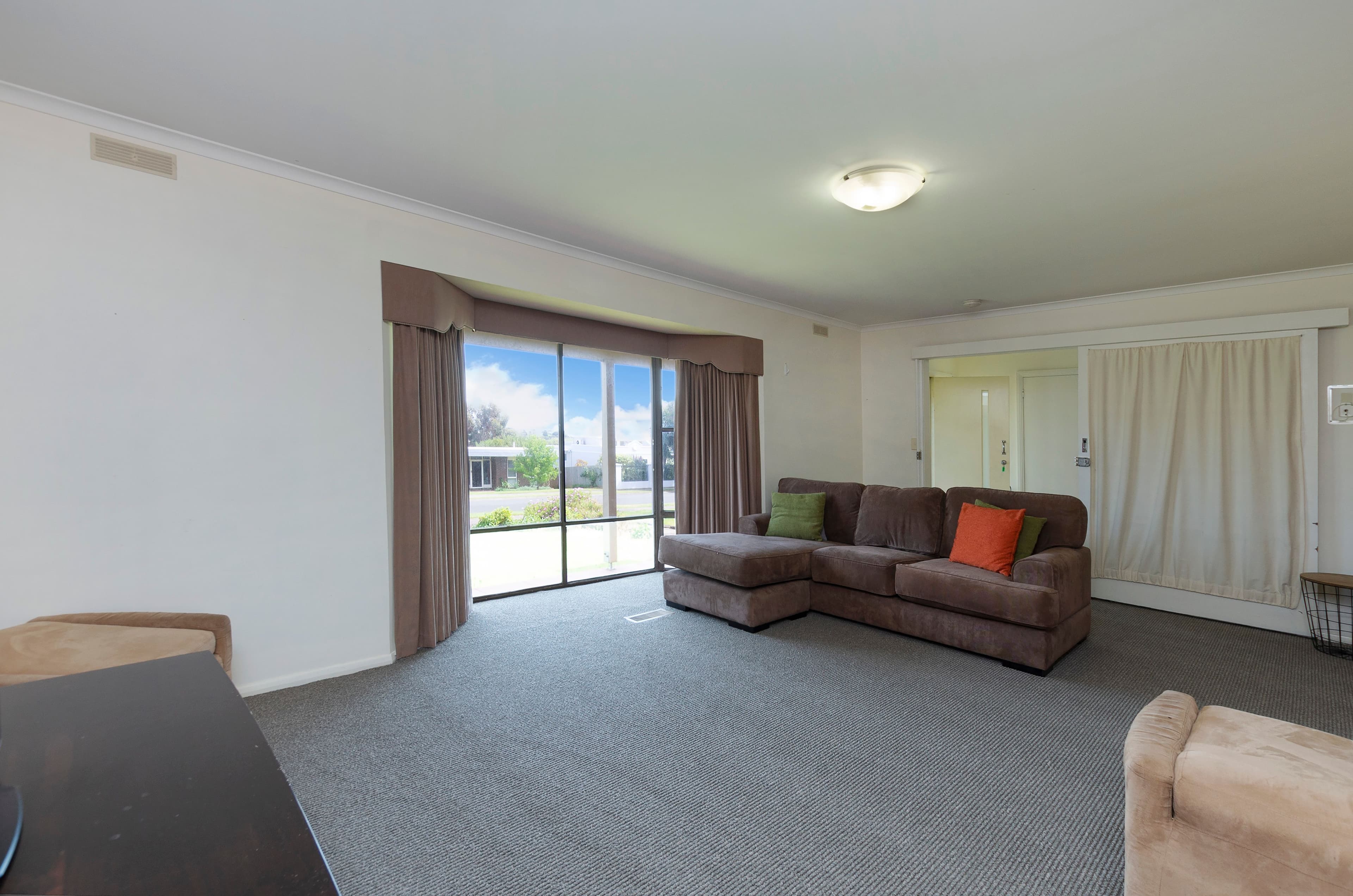 27 Skiddaw Crescent, Warrnambool VIC 3280, Warrnambool - Thumbnail 2
