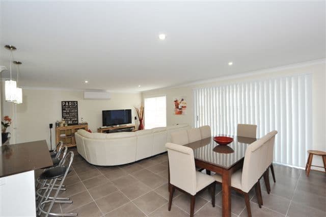 17 Schneider Court, MIDDLE RIDGE QLD 4350, Middle Ridge - Thumbnail 6