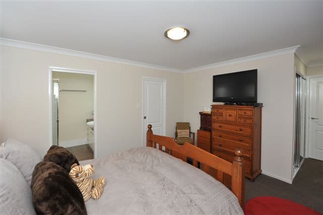 17 Schneider Court, MIDDLE RIDGE QLD 4350, Middle Ridge - Thumbnail 7
