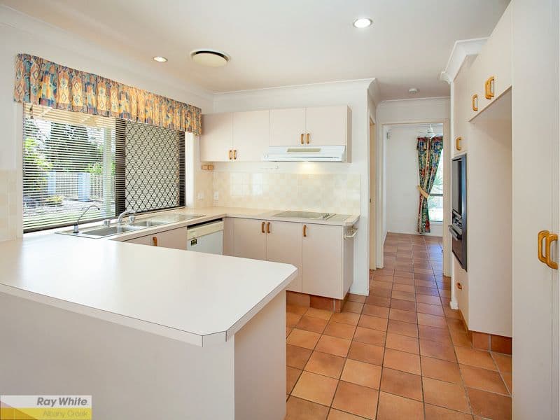 16 The Boulevard, ALBANY CREEK QLD 4035, Albany Creek - Thumbnail 4