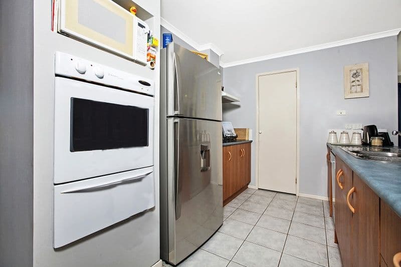 25 Coventry Circuit, SEAFORD RISE SA 5169, Seaford Rise - Thumbnail 3