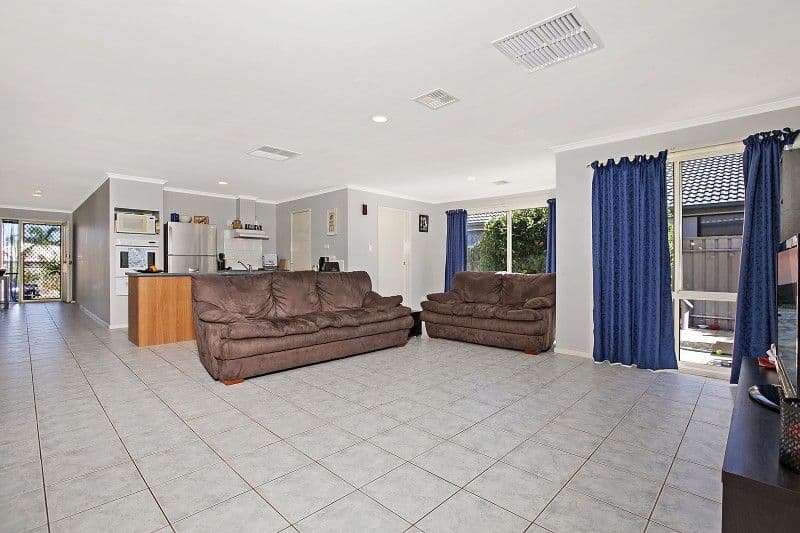 25 Coventry Circuit, SEAFORD RISE SA 5169, Seaford Rise - Thumbnail 7