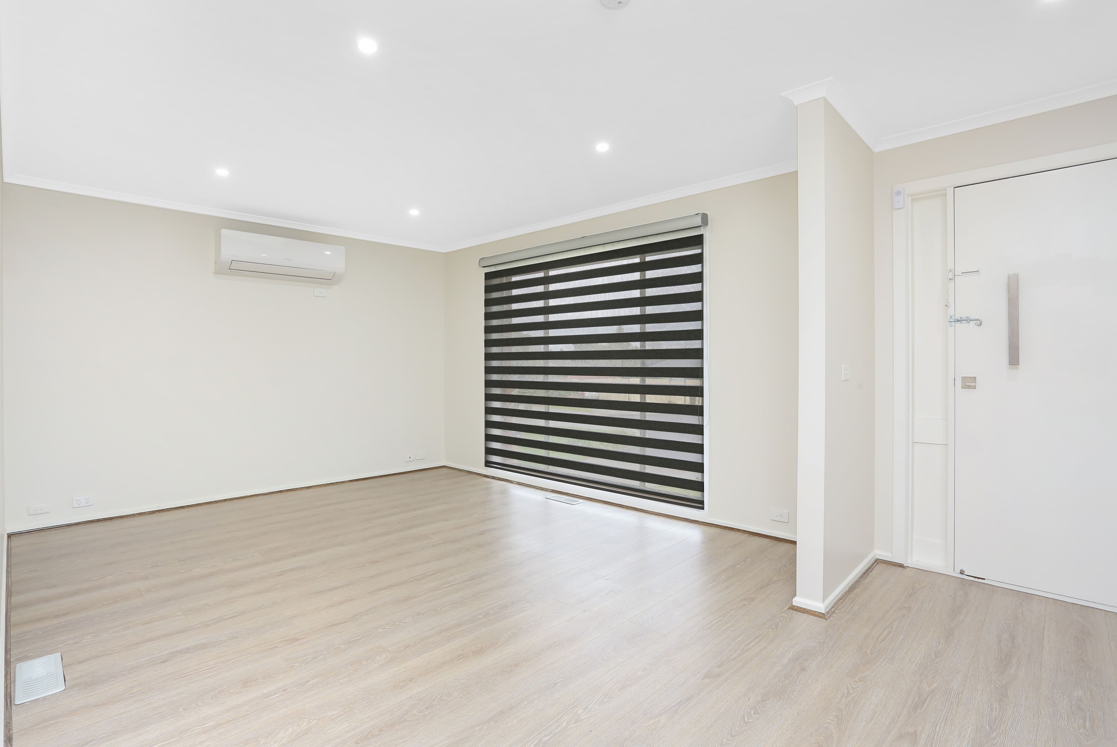 11 Elgata Close, Meadow Heights VIC 3048, Meadow Heights - Thumbnail 2