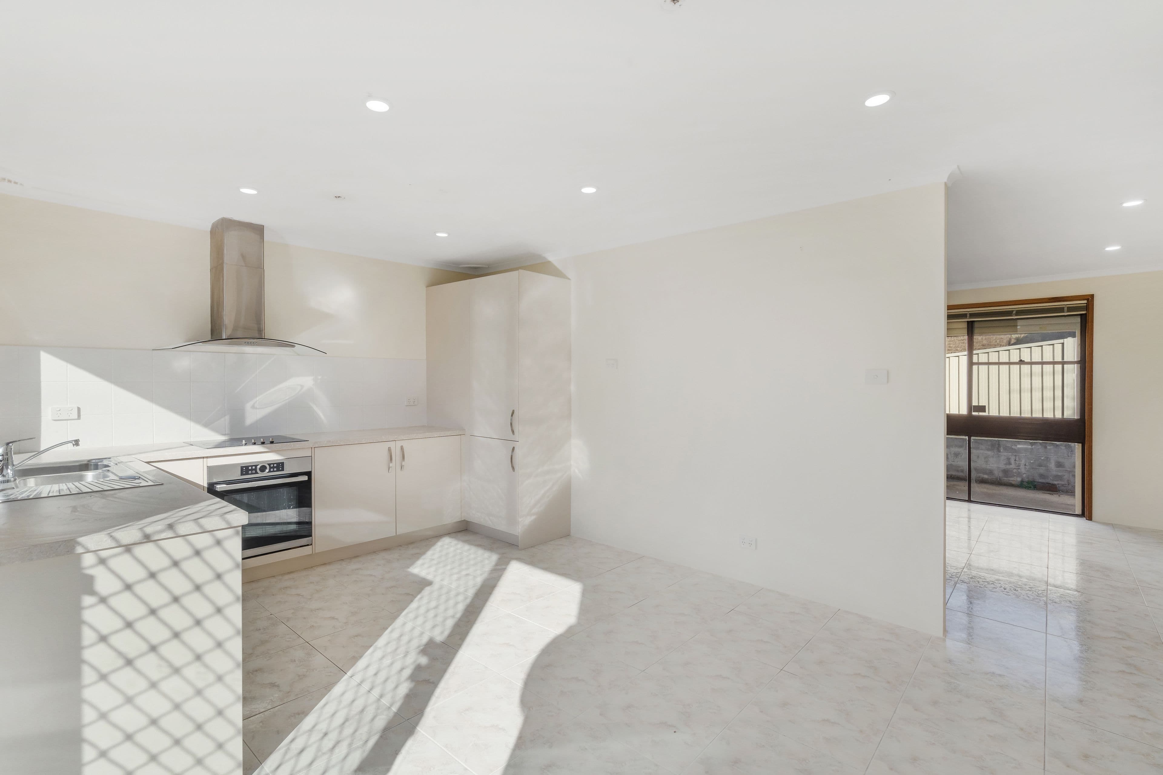 1 Baker Close, Bossley Park NSW 2176, Bossley Park - Thumbnail 7