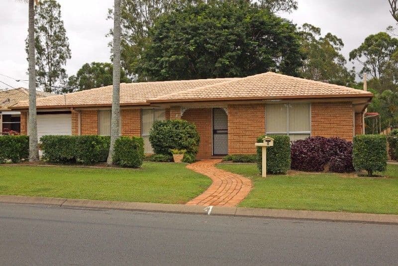 4 Village Drive, DAISY HILL QLD 4127, Daisy Hill - Image 1