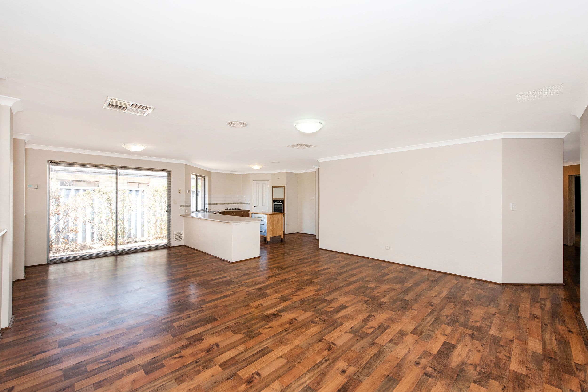 22 Flame Tree Loop, Baldivis WA 6171, Baldivis - Thumbnail 3
