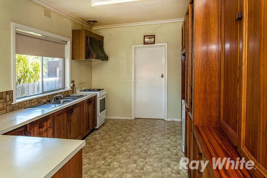 3 Folkestone Road, Glen Waverley VIC 3150, Glen Waverley - Thumbnail 3