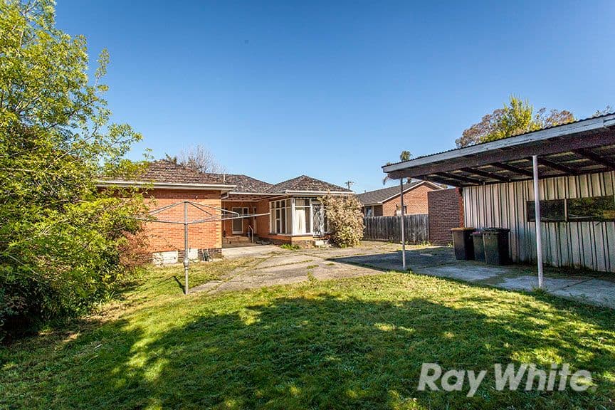 3 Folkestone Road, Glen Waverley VIC 3150, Glen Waverley - Thumbnail 8
