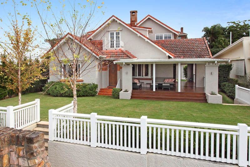 9 Killara Avenue, HAMILTON QLD 4007, Hamilton - Image 1
